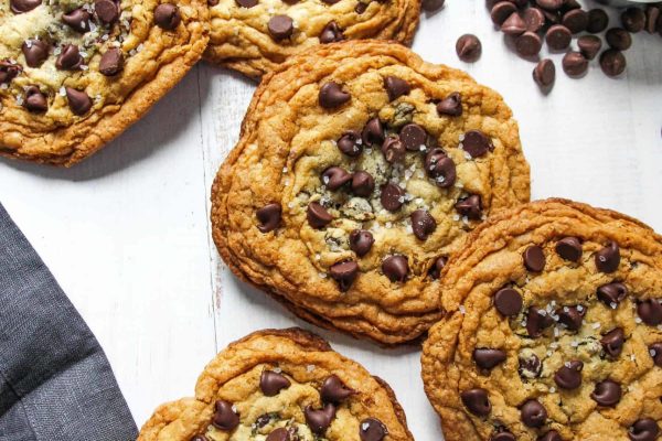 CHOCOLATE-CHIP-COOKIES
