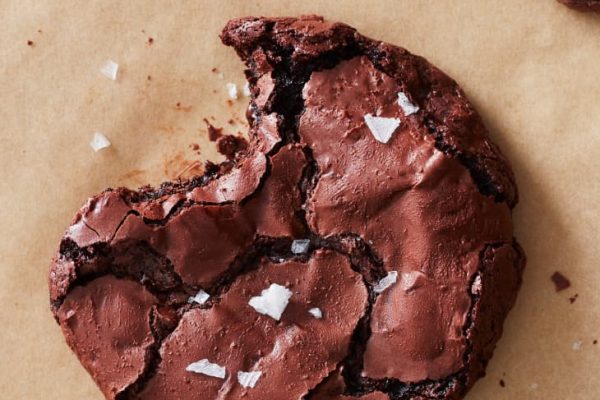k_Photo_Recipes_2021-02-flourless-chocolate-brownie-cookies_2021_flourlesschocolatechip_shot2_042